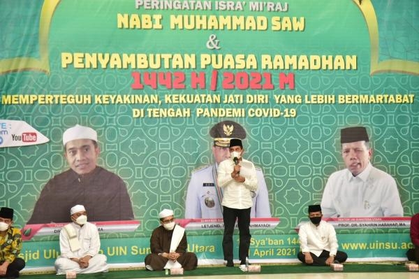 Gubernur Edy Rahmayadi Hadiri Peringatan Isra Mikraj di UIN Sumut